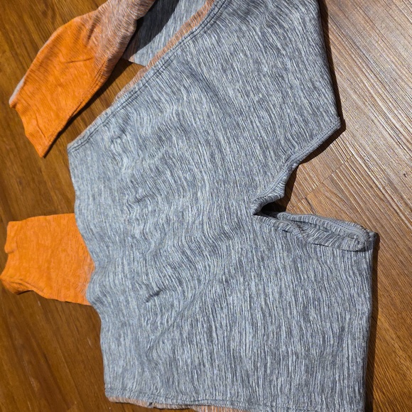 Gray and Orange Activewear Set - Picture 4 of 5